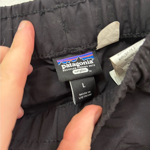 Patagonia Barely Baggies Women's Black - Picture 3 of 3